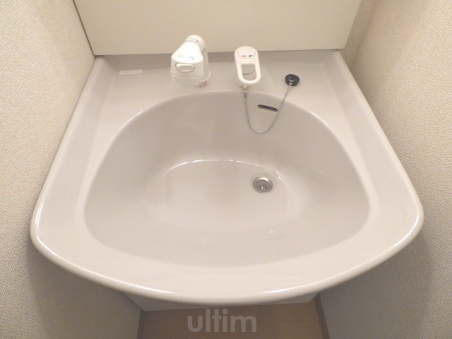 洗面設備　※他のお部屋の写真です。