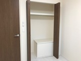 収納　写真は同じメーカーの別物件を参考にしたイメージです。