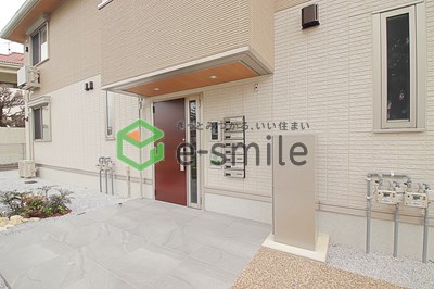 エントランス　毎日通るエントランスはこのようになっています