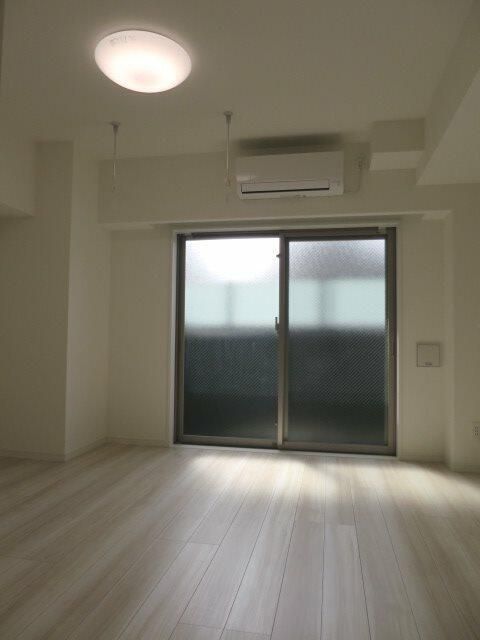 居室・リビング　明るい雰囲気で暮らしやすい！優しい質感の室内がオススメ☆