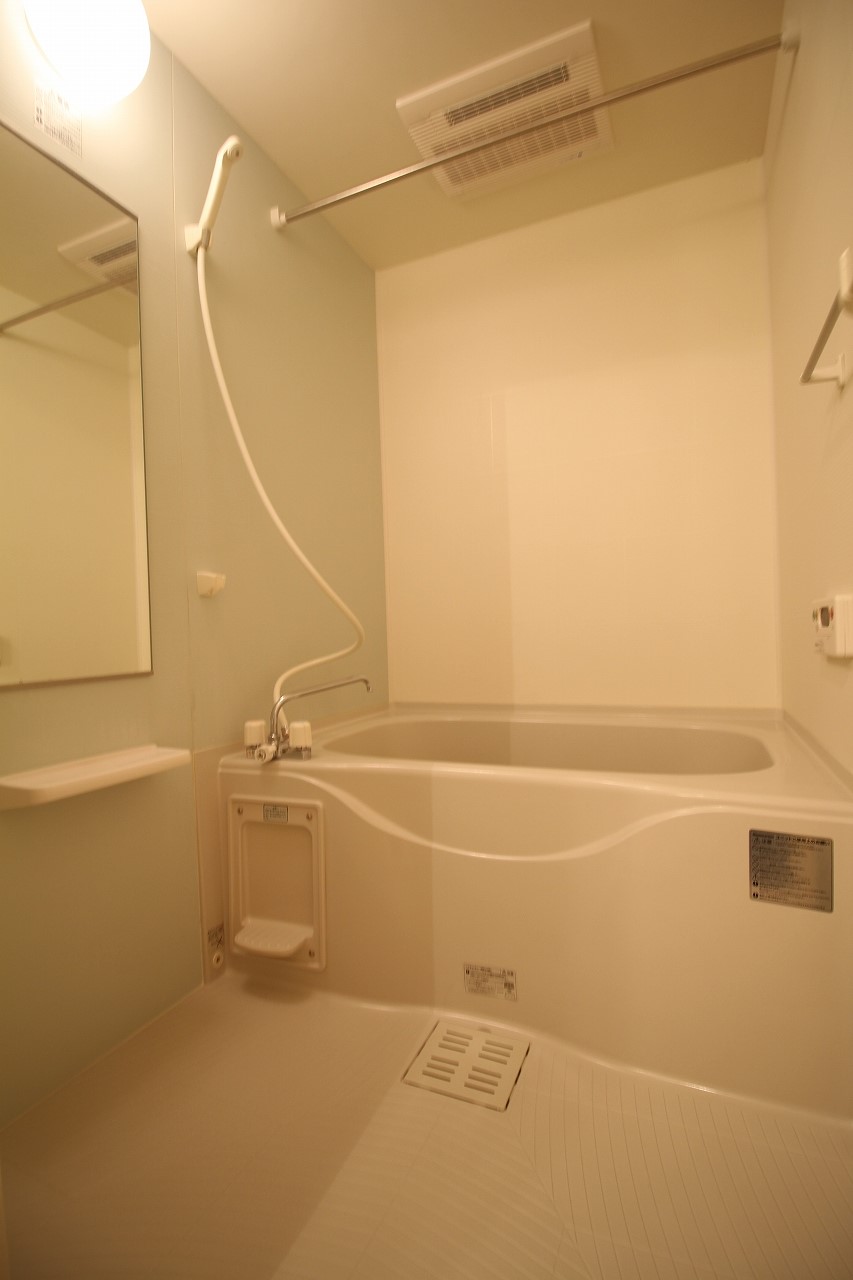 バス・シャワールーム　浴室乾燥機