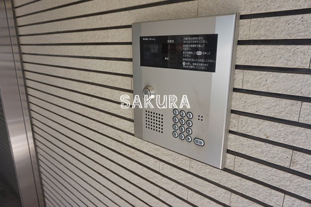 セキュリティ　女性の方でも安心のモニター付きオートロック♪