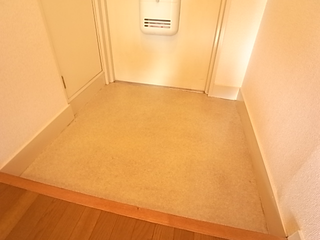 玄関　※写真は別部屋イメージです。