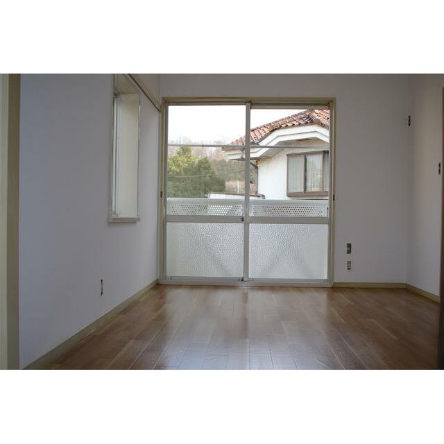 居室・リビング　洋室　６畳