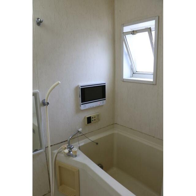 バス・シャワールーム　浴室　追い炊き　地デジテレビ