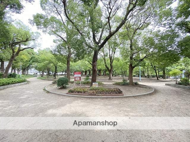 公園　上汐公園（公園）まで298m