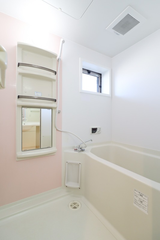 バス・シャワールーム　図面と現状に相違がある場合には現状を優先