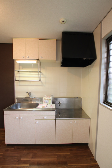 キッチン　※同物件、別号室の為参考写真になります。