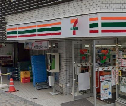 コンビニ　セブンイレブン恵比寿駅前店（コンビニ）まで59m