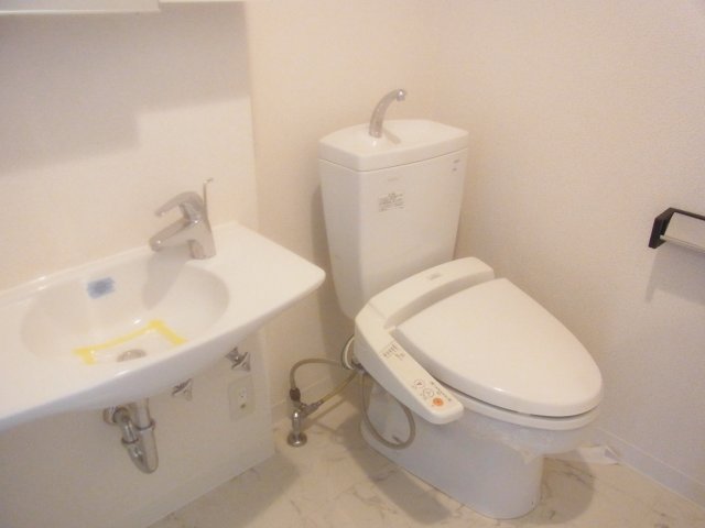 洗面設備　※参考写真