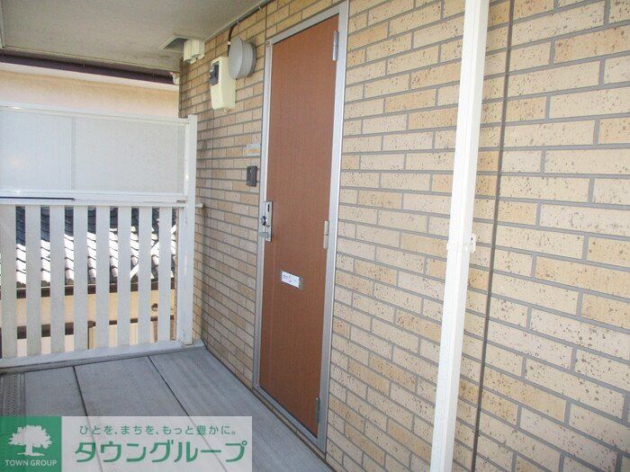 玄関　お問合せはタウンハウジングまで！※現地待合わせ相談可能