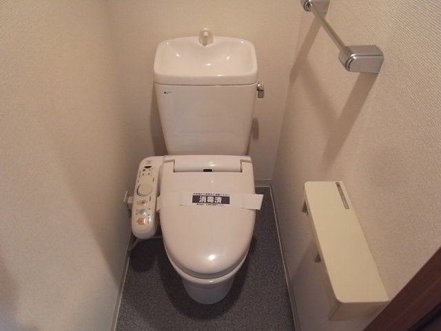 トイレ　別号室参考写真