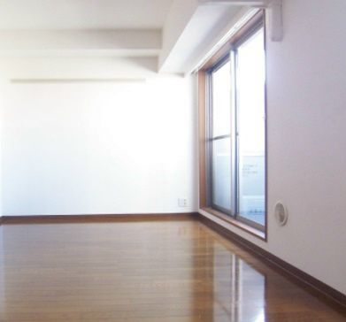 居室・リビング　別号室参考写真