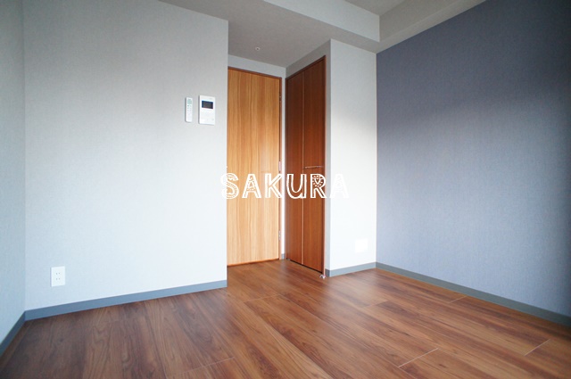 居室・リビング　こちらのリビングで趣味の時間をお楽しみください♪