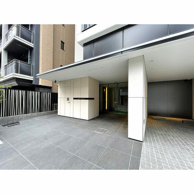 エントランス　毎日通るエントランスはこのようになっています