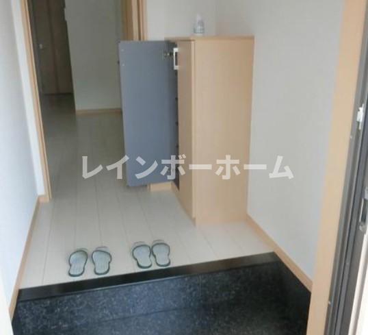 玄関　明るい玄関です