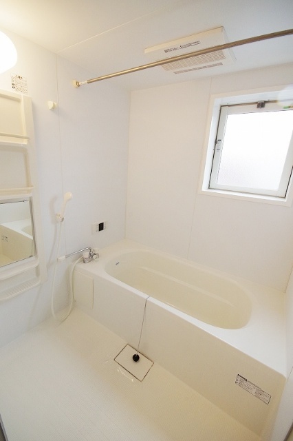 バス・シャワールーム　類似室内