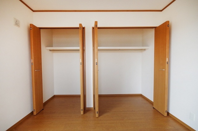 収納　類似室内