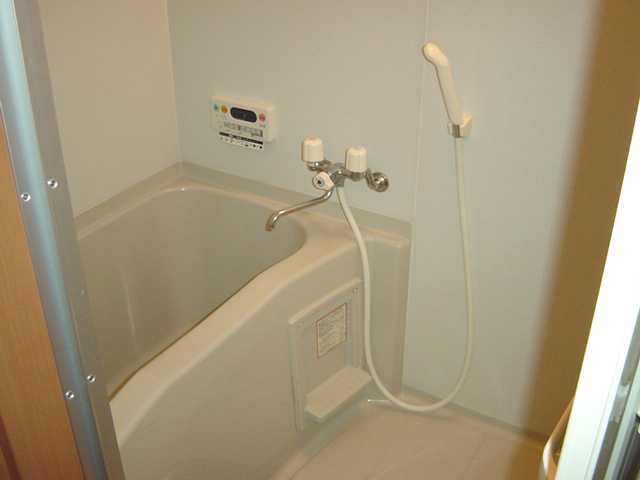 バス・シャワールーム　バス