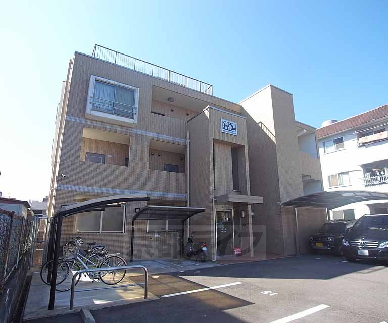 建物外観　・インターネット無料の高級マンションです・