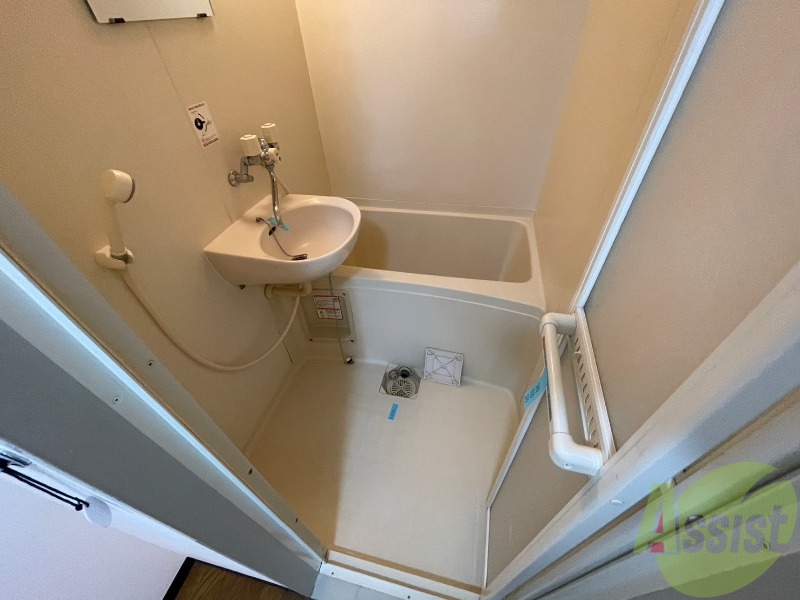 バス・シャワールーム　お風呂です。ゆっくりお風呂につかるのも体に良いですね～