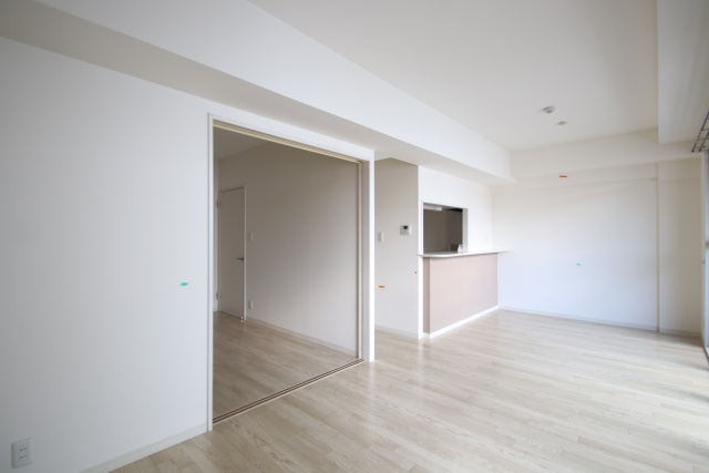 居室・リビング　※別室の参考写真の為、現況優先です。