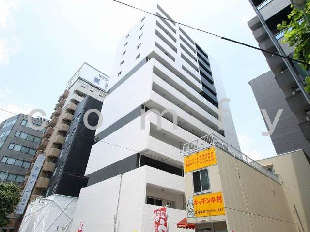 建物外観　タイル貼りの重厚感のある外観