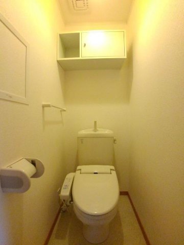 トイレ　コンパクトで使いやすいトイレです