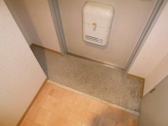 玄関　玄関です。