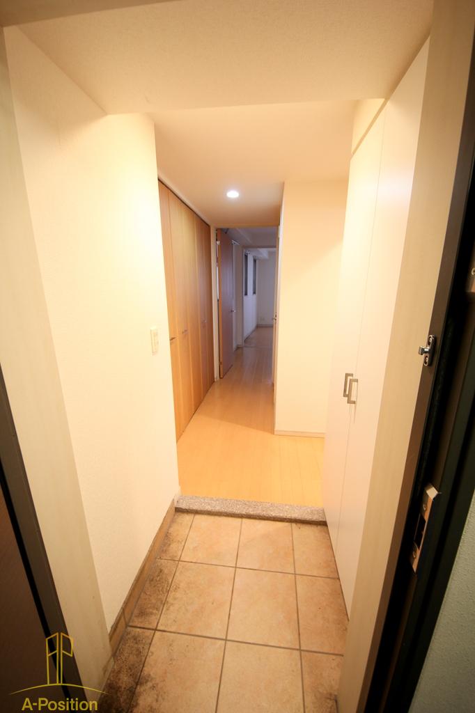 玄関　レジディア靭公園