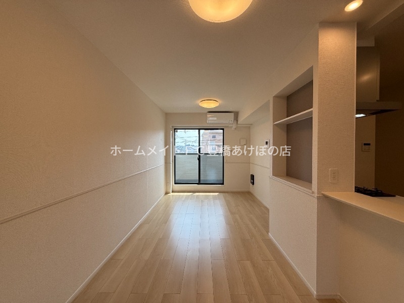 居室・リビング　同型完成モデル