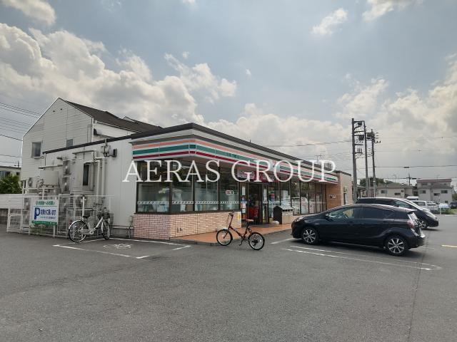 コンビニ　セブン-イレブン 草加瀬崎町店（コンビニ）まで302m