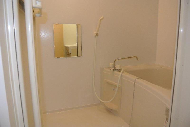 バス・シャワールーム　バスルーム