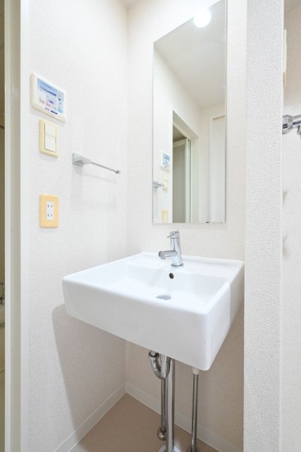 洗面設備　弊社は都内全域の物件をご紹介可能です！