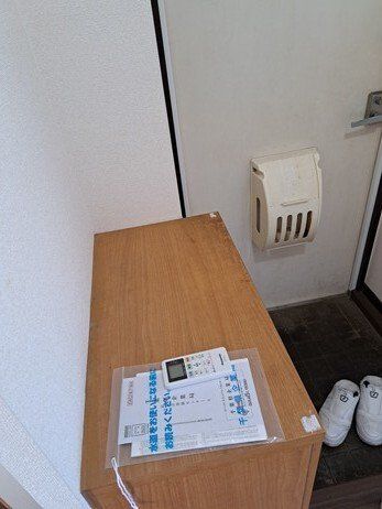 玄関　設備