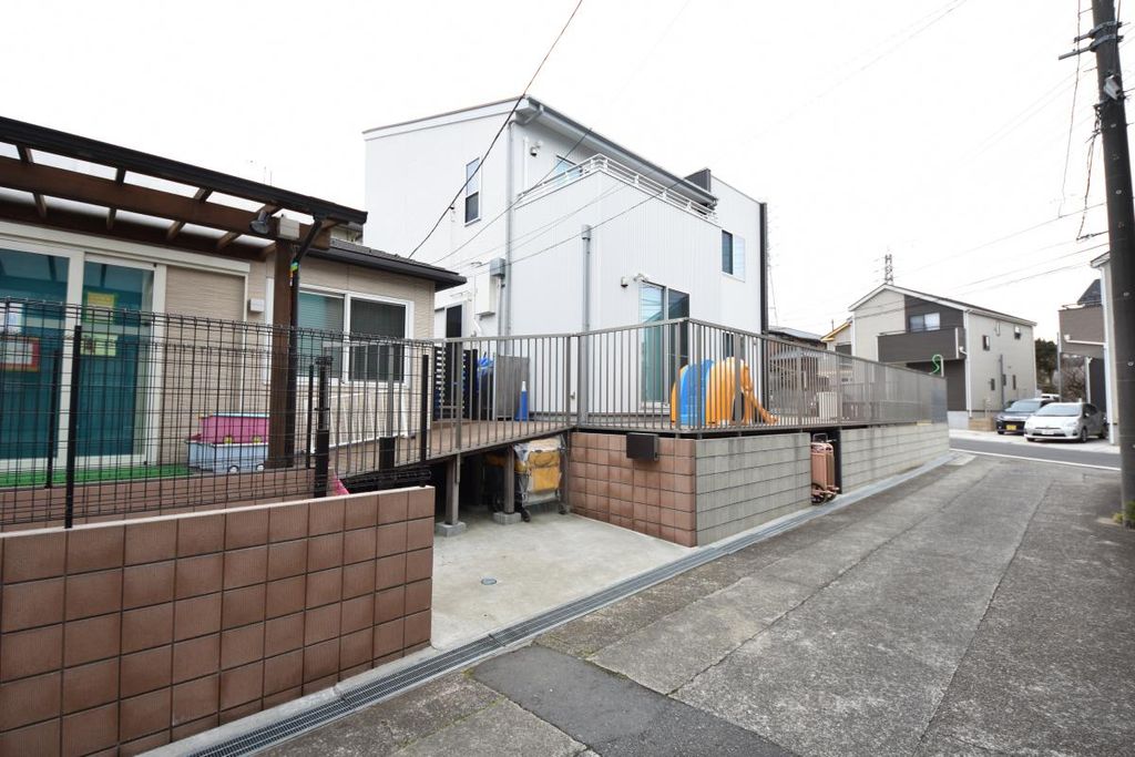 幼稚園・保育園　みつばち保育園（幼稚園・保育園）まで500m