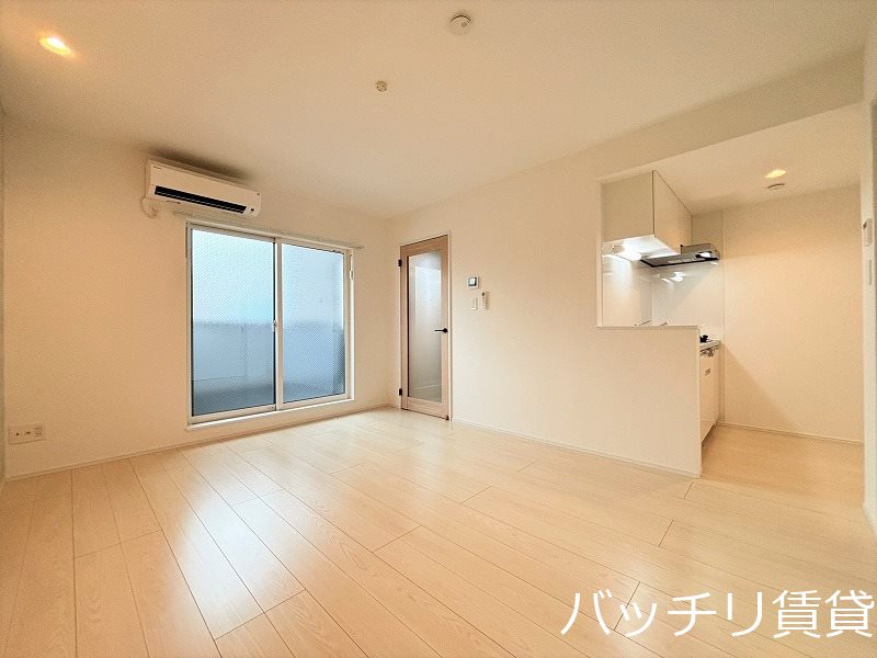 居室・リビング　同シリーズタイプの為、現状を優先いたします