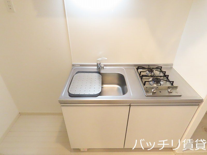 キッチン　同型タイプの為、現状を優先いたします