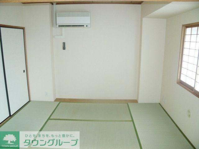 その他部屋・スペース　日当たり良好明るい和室