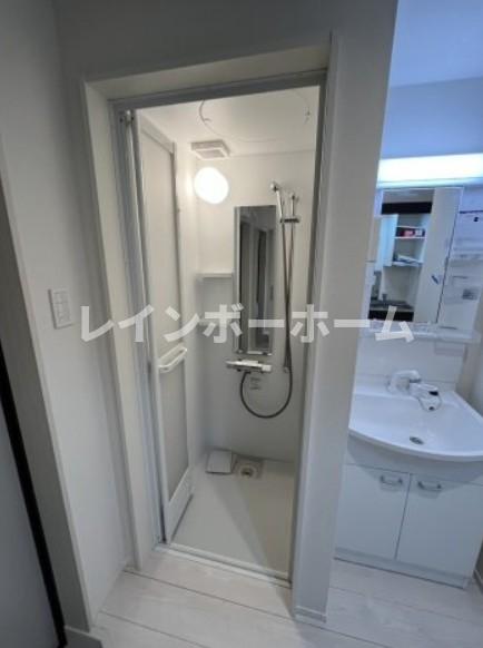 バス・シャワールーム　※建築中のため同施工会社参考写真となります。