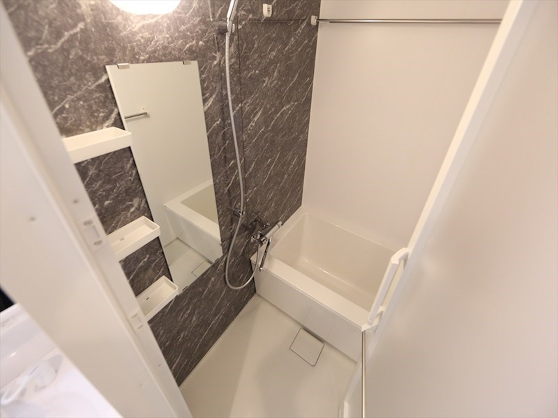 バス・シャワールーム　バスルーム　浴室暖房乾燥機付き