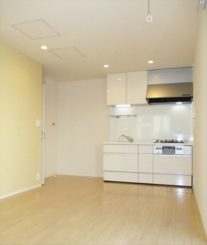 居室・リビング　開放感のあるゆったりとしたお部屋です♪