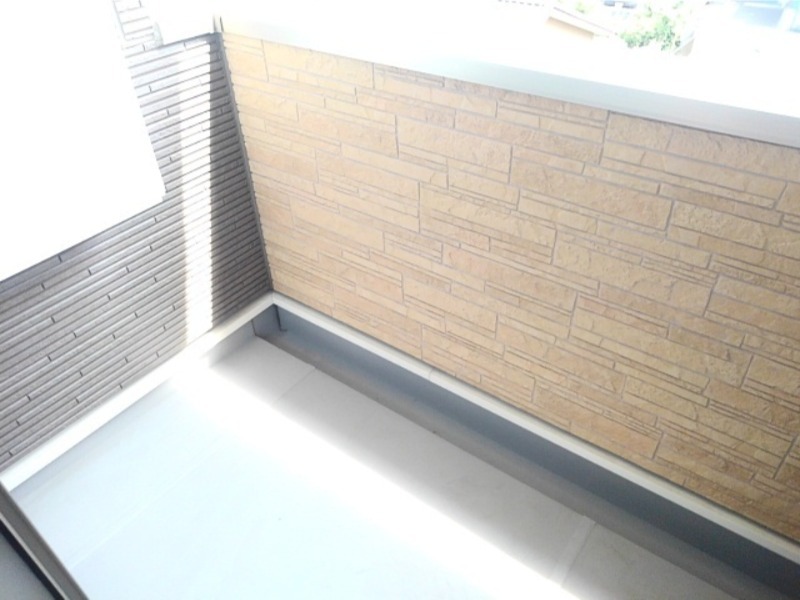 バルコニー　図面と現状に相違がある場合には現状を優先