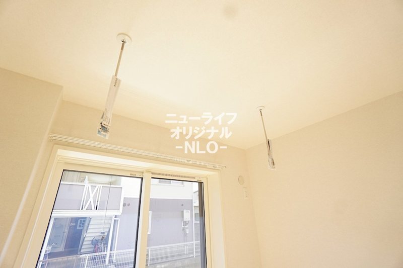 その他設備　室内物干し　※同タイプ別室参照、現況優先致します。