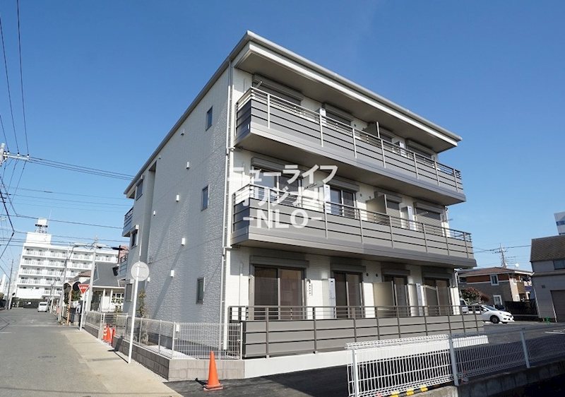 建物外観　耐震等級3、断熱等性能等級4を取得！積水ハウスのシャーメゾン