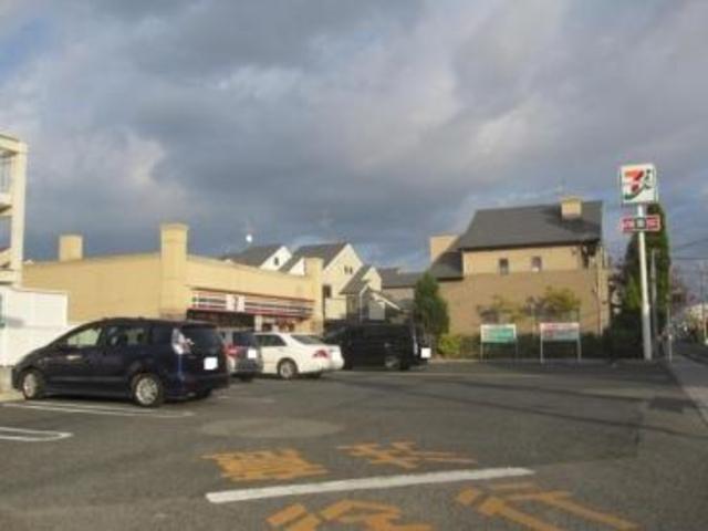 コンビニ　セブンイレブン堺黒山店（コンビニ）まで322m