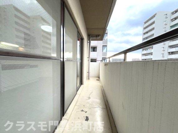 バルコニー　(参考)同マンション同間取り他部屋の写真