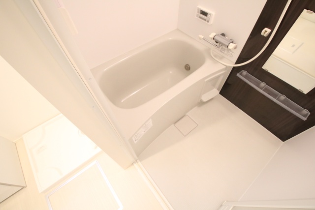 バス・シャワールーム　※別室の参考写真の為、現況優先です。