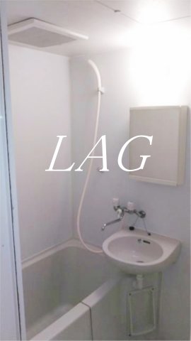 バス・シャワールーム　お風呂です。