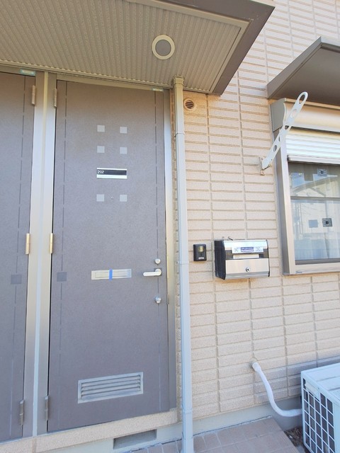 エントランス　★玄関鍵はＷロックです★